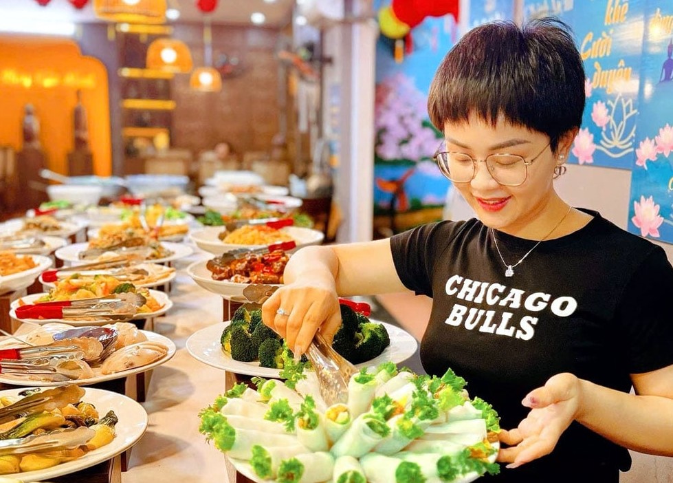 Đội ngũ đầu bếp chay chuyên nghiệp VeggieChef